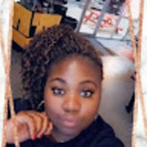 Meet your Posher, Cortney